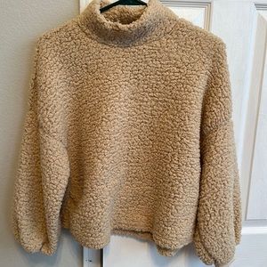 Shein sherpa top, size xs, no tags, worn once.